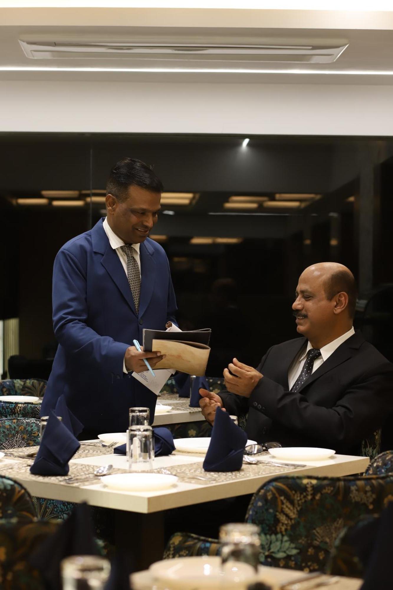 Hotel Auris & Banquets, Mumbai International Airport Ngoại thất bức ảnh