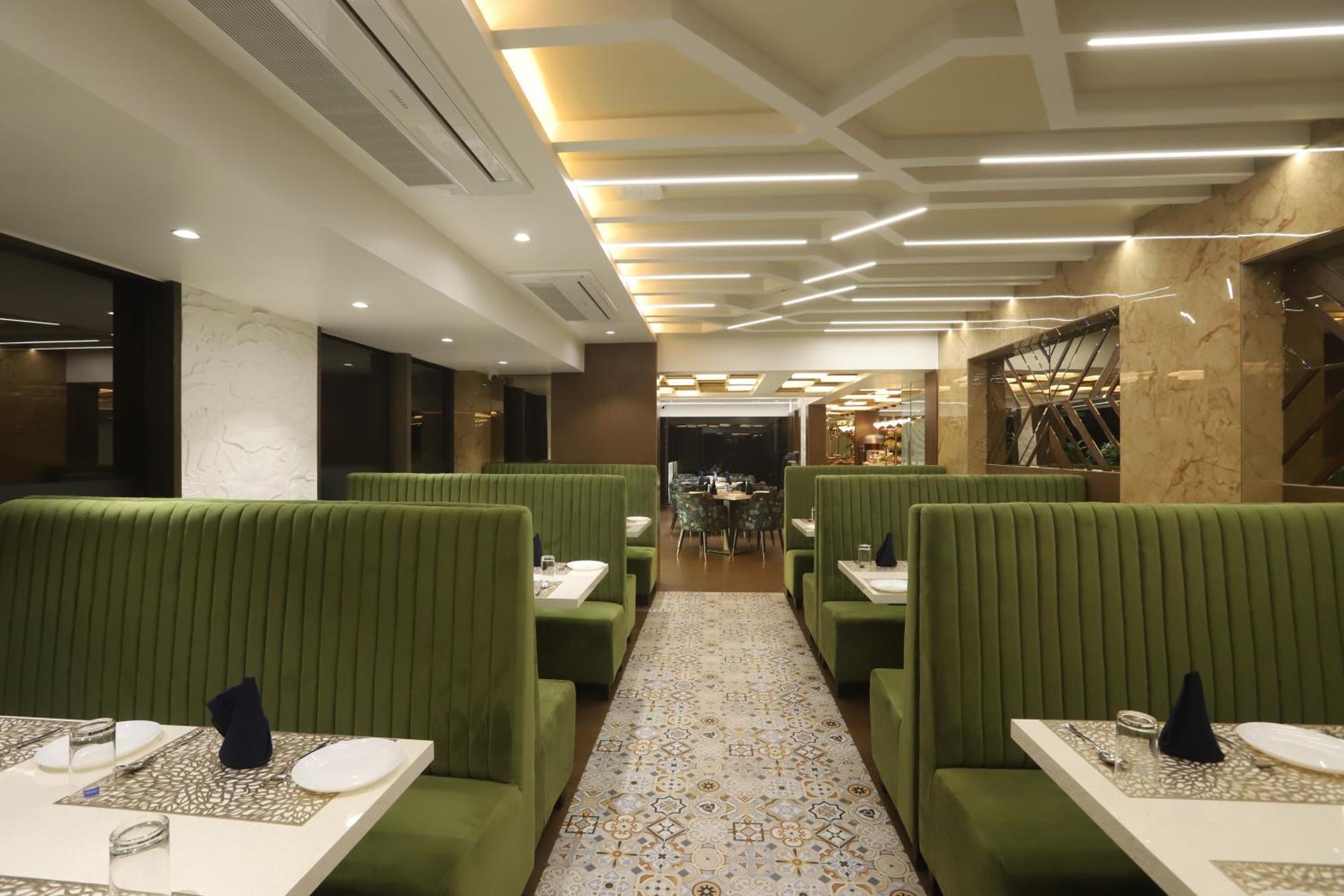 Hotel Auris & Banquets, Mumbai International Airport Ngoại thất bức ảnh